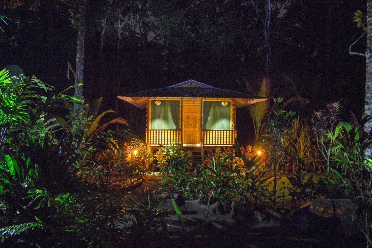 Lirio Lodge Barra de Pacuare Esterno foto