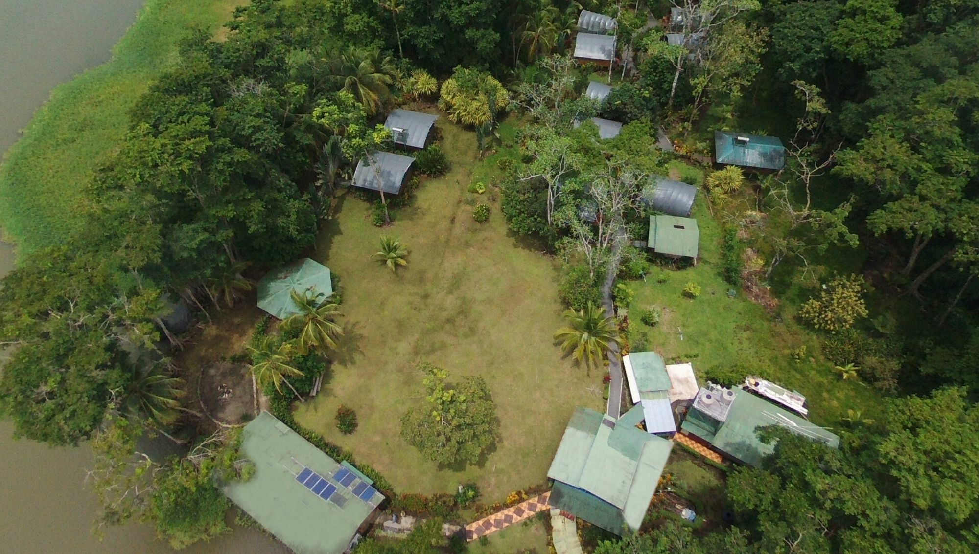 Lirio Lodge Barra de Pacuare Esterno foto
