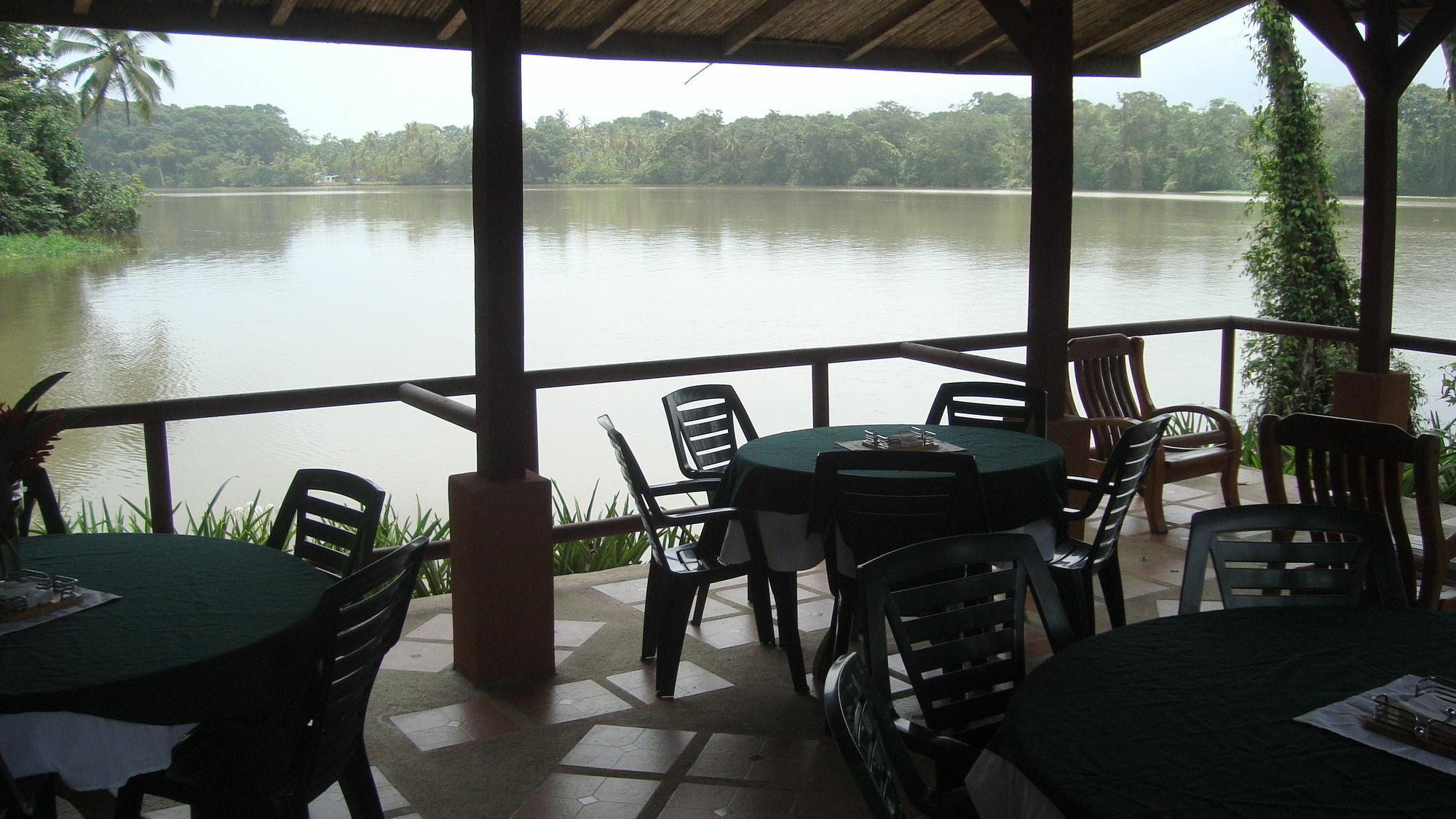 Lirio Lodge Barra de Pacuare Esterno foto