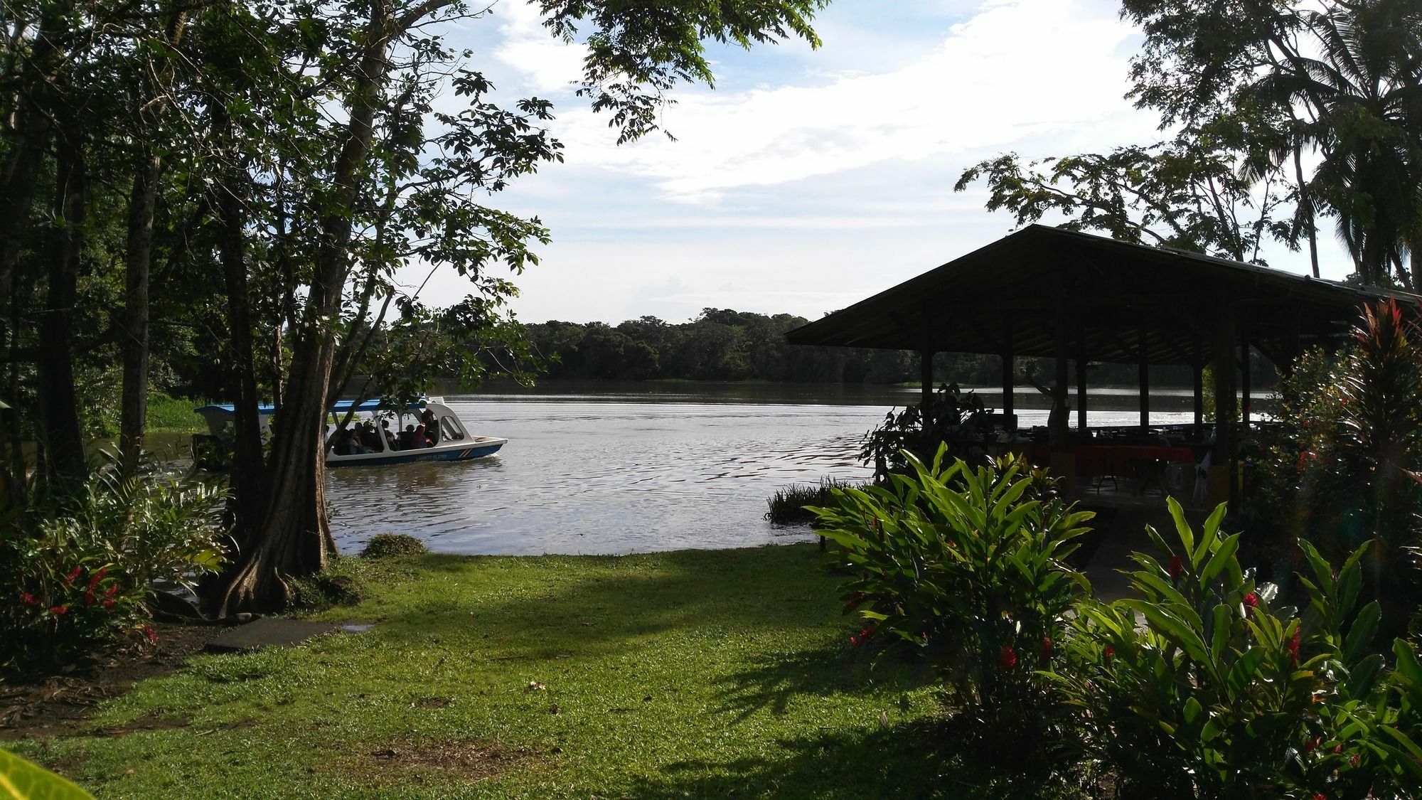 Lirio Lodge Barra de Pacuare Esterno foto